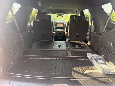 New 2026 Chevrolet Tahoe LT w/ Comfort Package AWD/4WD image 35