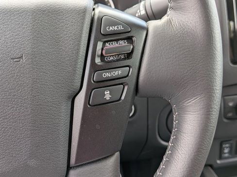Certified 2024 Nissan Frontier SV w/ SV Convenience Package RWD image 17