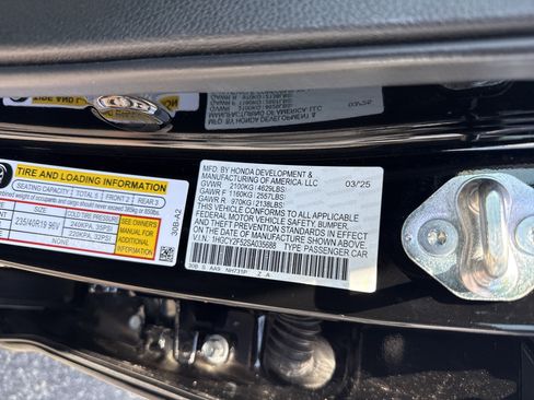 Used 2025 Honda Accord Sport image 37