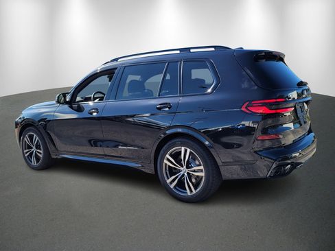 New 2026 BMW X7 M60i w/ Executive Package image 5