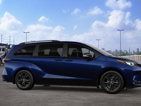 New 2026 Toyota Sienna XSE AWD/4WD image 13