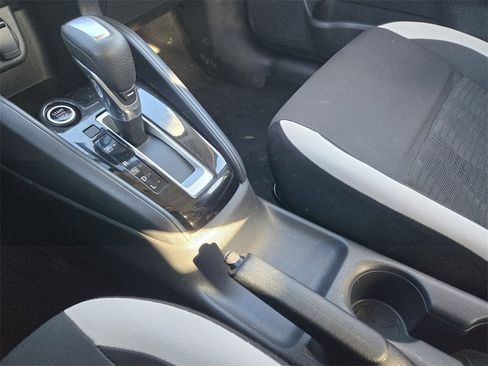 Used 2021 Nissan Versa SV image 22