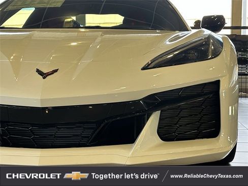 New 2025 Chevrolet Corvette Z06 image 10