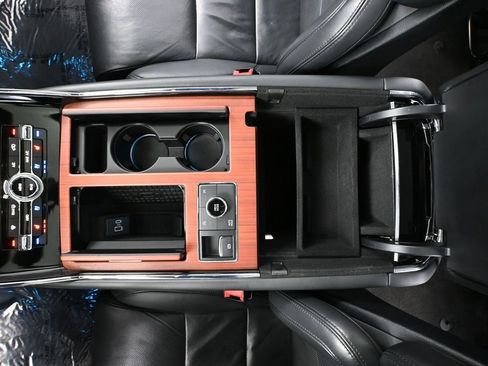 Used 2024 Lincoln Navigator Reserve image 35