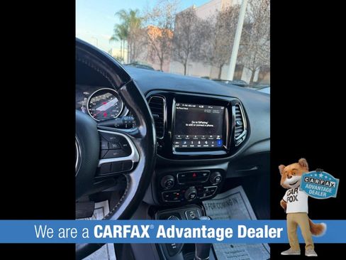 Used 2019 Jeep Compass Limited image 40