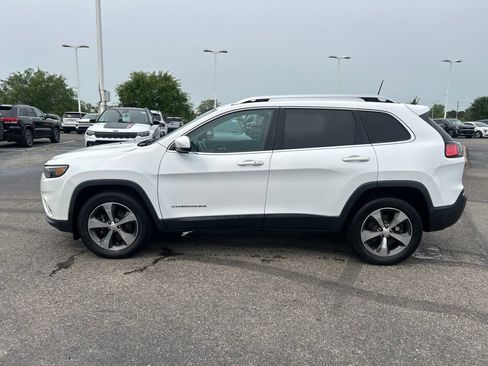 Used 2019 Jeep Cherokee Limited AWD/4WD image 6