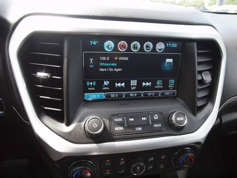 Used 2019 GMC Acadia SLT w/ LPO, Floor Liner Package AWD/4WD image 11