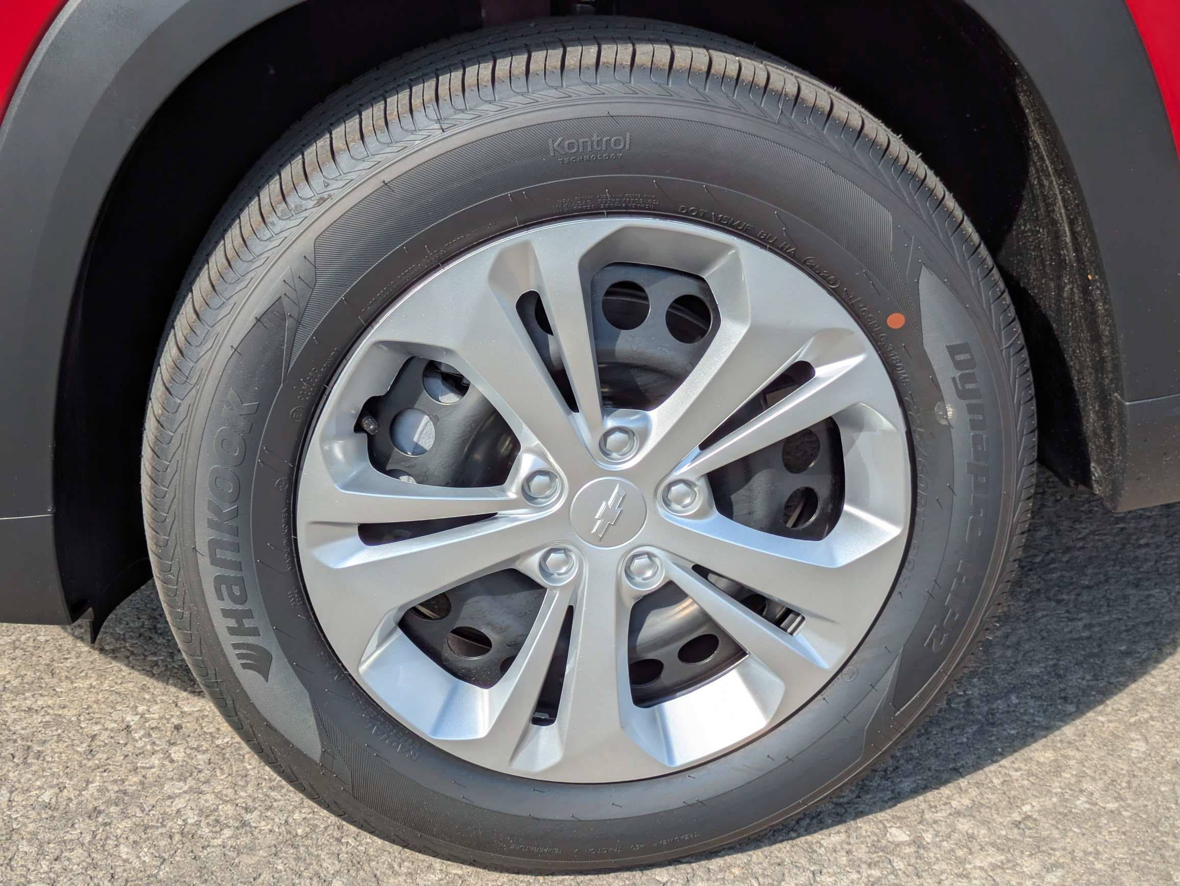 New 2026 Chevrolet Trax LS FWD image 28