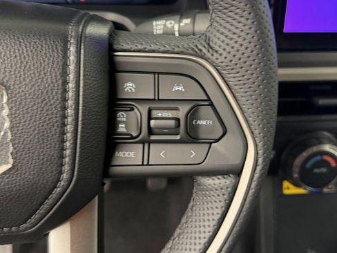 New 2025 Toyota Tacoma TRD Off-Road image 18