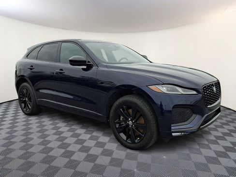 Used 2026 Jaguar F-PACE R-Dynamic S image 5