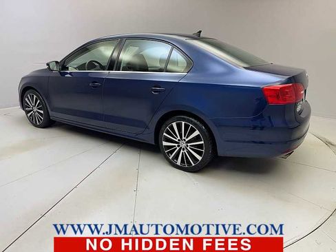 Used 2014 Volkswagen Jetta SE FWD image 3