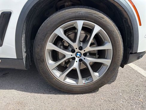 Used 2019 BMW X5 xDrive40i w/ Premium Package 2 image 9