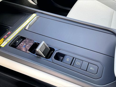 New 2026 Lexus ES 350e FWD image 11
