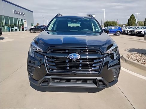 Certified 2025 Subaru Ascent Bronze Edition image 3