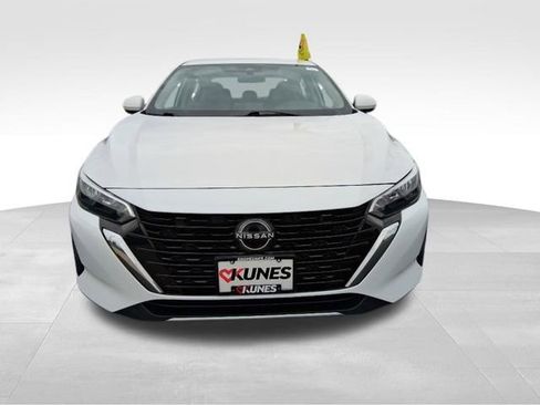 Used 2024 Nissan Sentra SV image 22