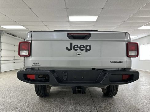 Used 2021 Jeep Gladiator Sport AWD/4WD image 29