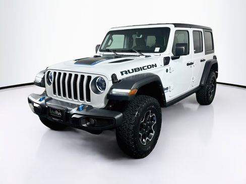 Used 2023 Jeep Wrangler Unlimited Rubicon 4xe w/ Cold Weather Group AWD/4WD image 3