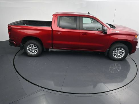 Used 2023 Chevrolet Silverado 1500 RST AWD/4WD image 31