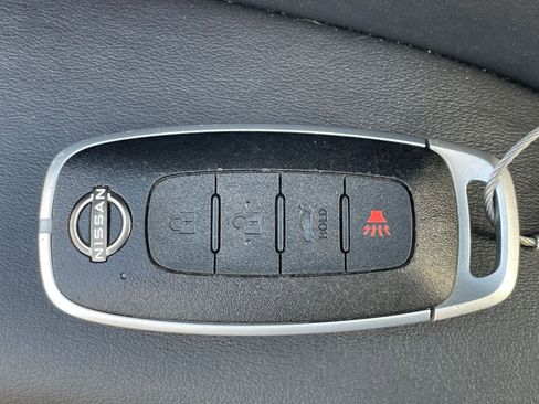 Used 2025 Nissan Sentra SV FWD image 28