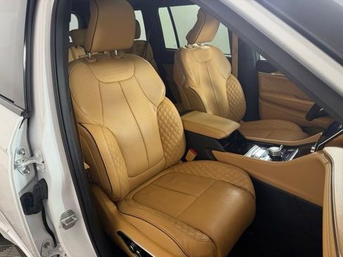 Used 2022 Jeep Grand Cherokee Summit AWD/4WD image 23