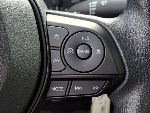 Used 2024 Toyota Corolla LE FWD image 23