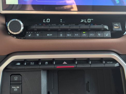 Used 2025 Toyota Tundra 1794 Edition AWD/4WD image 25