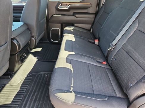 Used 2023 Chevrolet Silverado 1500 LT AWD/4WD image 13