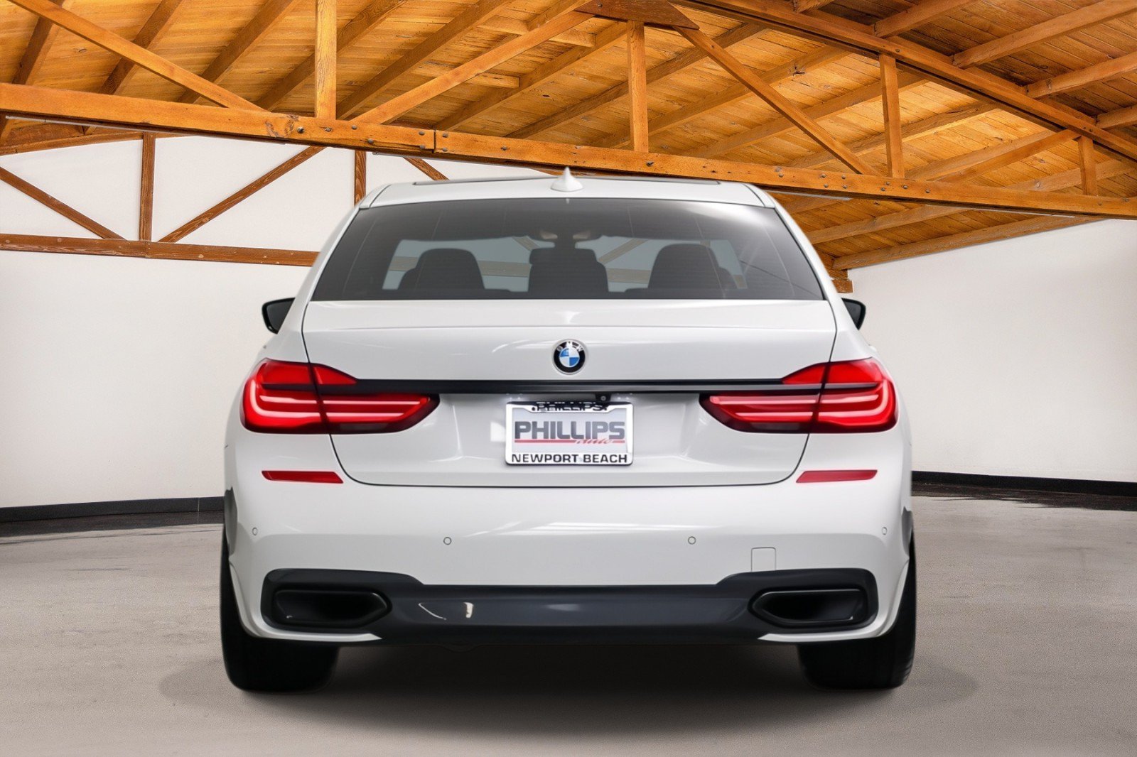 Used 2017 BMW 740i RWD image 4