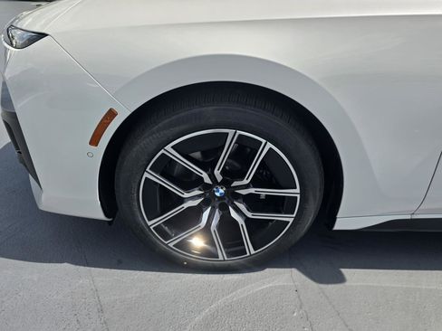 New 2026 BMW 760i xDrive w/ Executive Package AWD/4WD image 9