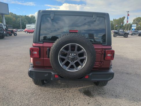 Used 2021 Jeep Wrangler Unlimited Sport image 3