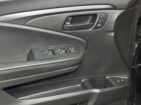 Certified 2023 Honda Passport EX-L image 21