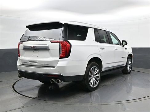 Certified 2022 GMC Yukon Denali image 5
