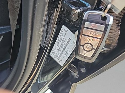 Used 2024 Ford F450 Lariat w/ Chrome Package image 19