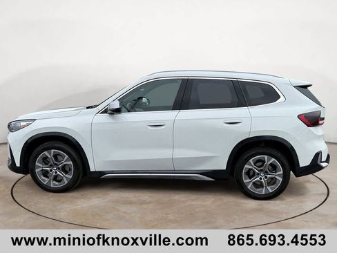 Used 2023 BMW X1 xDrive28i w/ Premium Package image 6