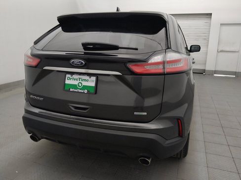 Used 2019 Ford Edge SE FWD image 7