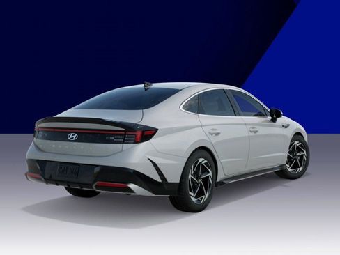 New 2026 Hyundai Sonata SEL FWD image 4