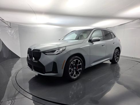 Used 2025 BMW X3 xDrive30i w/ M Sport Package AWD/4WD image 8