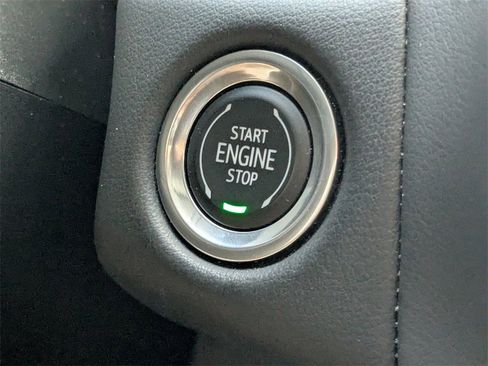 Used 2023 Chevrolet Tahoe Z71 w/ Luxury Package image 30