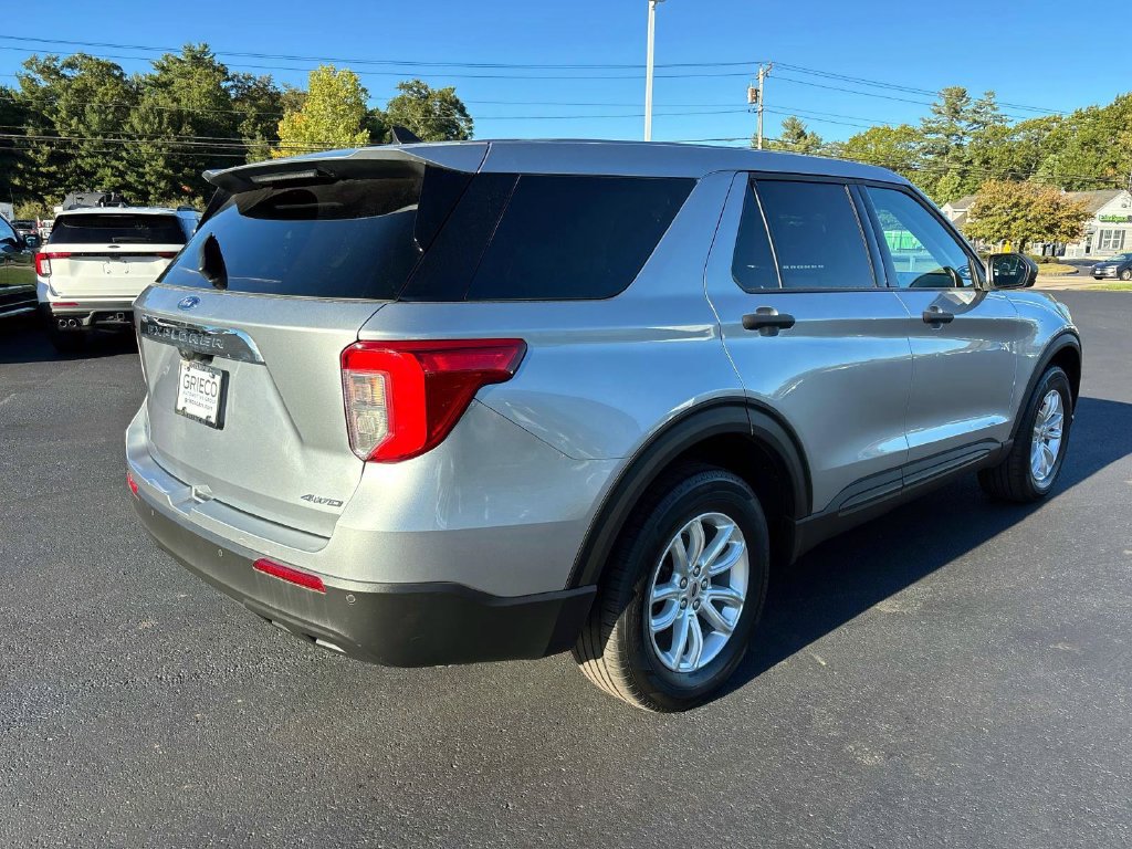 Used 2021 Ford Explorer 4WD image 3