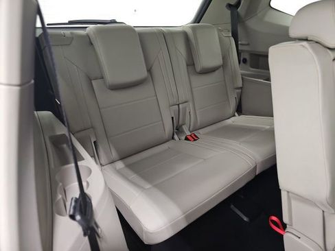 Used 2023 Volkswagen Atlas SE image 36