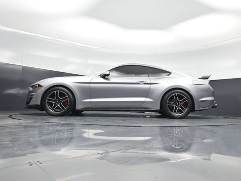 Used 2020 Ford Mustang Coupe RWD image 43