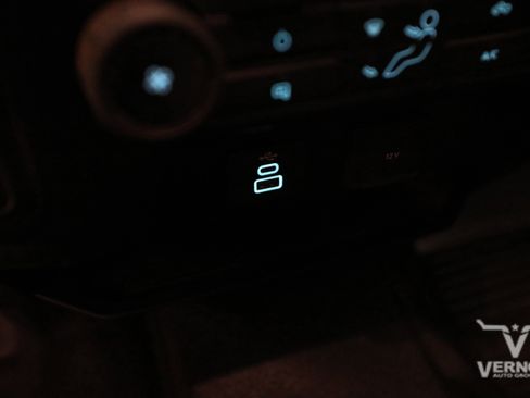 Used 2024 Ford F250 XL w/ XL Chrome Package image 22