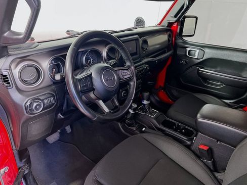 Used 2020 Jeep Wrangler Sport AWD/4WD image 9