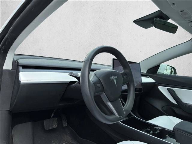 Used 2020 Tesla Model 3 Long Range AWD/4WD image 10