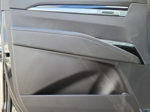 Certified 2025 Cadillac Escalade Sport AWD/4WD image 23