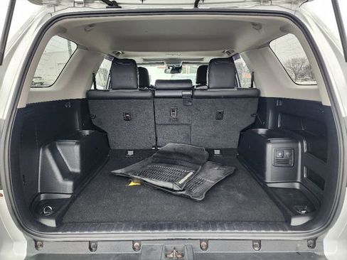 Used 2020 Toyota 4Runner SR5 Premium w/ Moonroof Package image 17