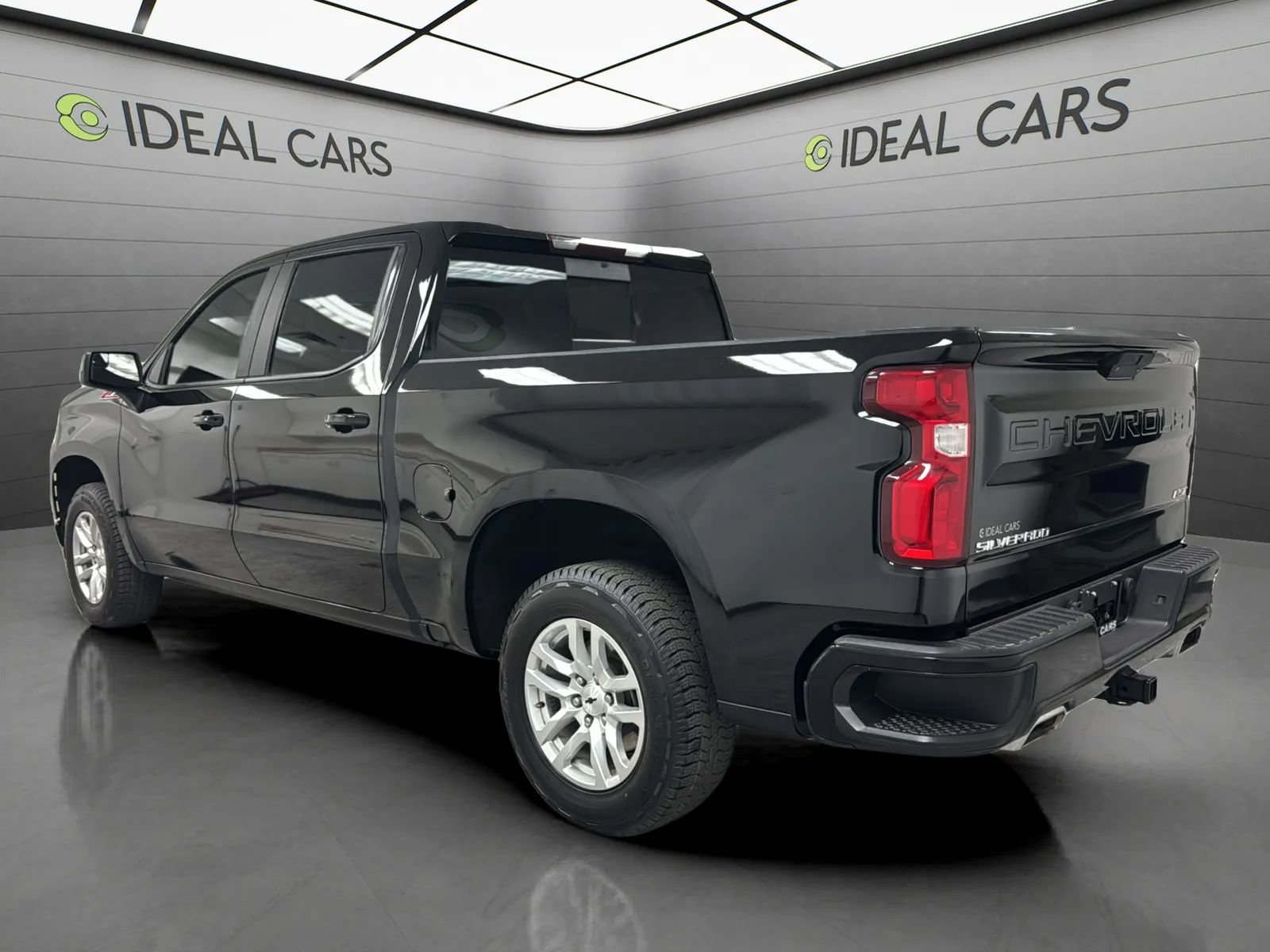 Used 2020 Chevrolet Silverado 1500 RST AWD/4WD image 7