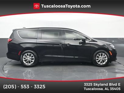 Used 2026 Chrysler Pacifica Limited