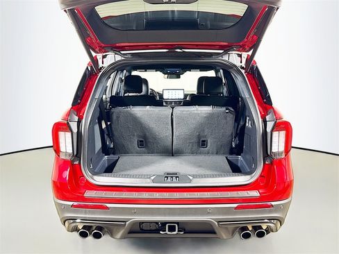 Used 2025 Ford Explorer ST image 25