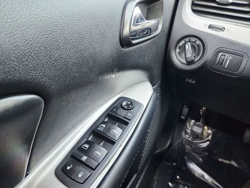 Used 2019 Dodge Journey SE w/ Blacktop Package image 36